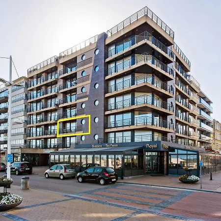 Royal 201 Seafront In A Top Location *